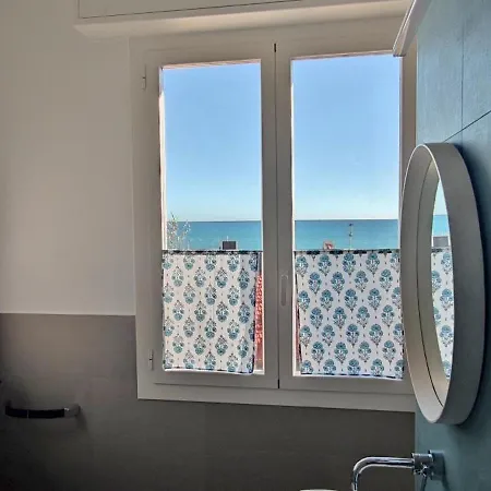 公寓 Carlo's Bs128- Terrazza In Centro Tra Cielo E Mare