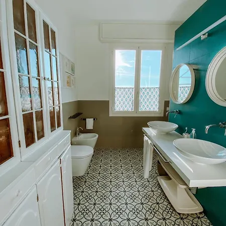 Apartamento Carlo's Bs128- Terrazza In Centro Tra Cielo E Mare *