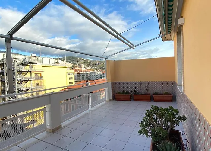 Carlo's Bs128- Terrazza In Centro Tra Cielo E Mare San Remo